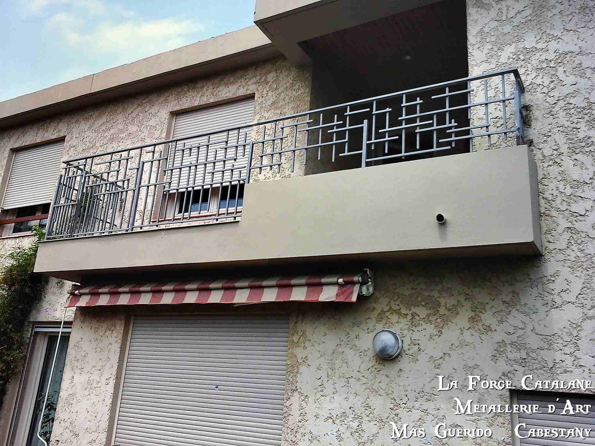 rambarde garde corps barreaux carre croises fer La Forge Catalane.jpg